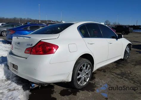 2013 Infiniti G37X z USA, uszkodzony, nr VIN JN1CV6AR8DM754005